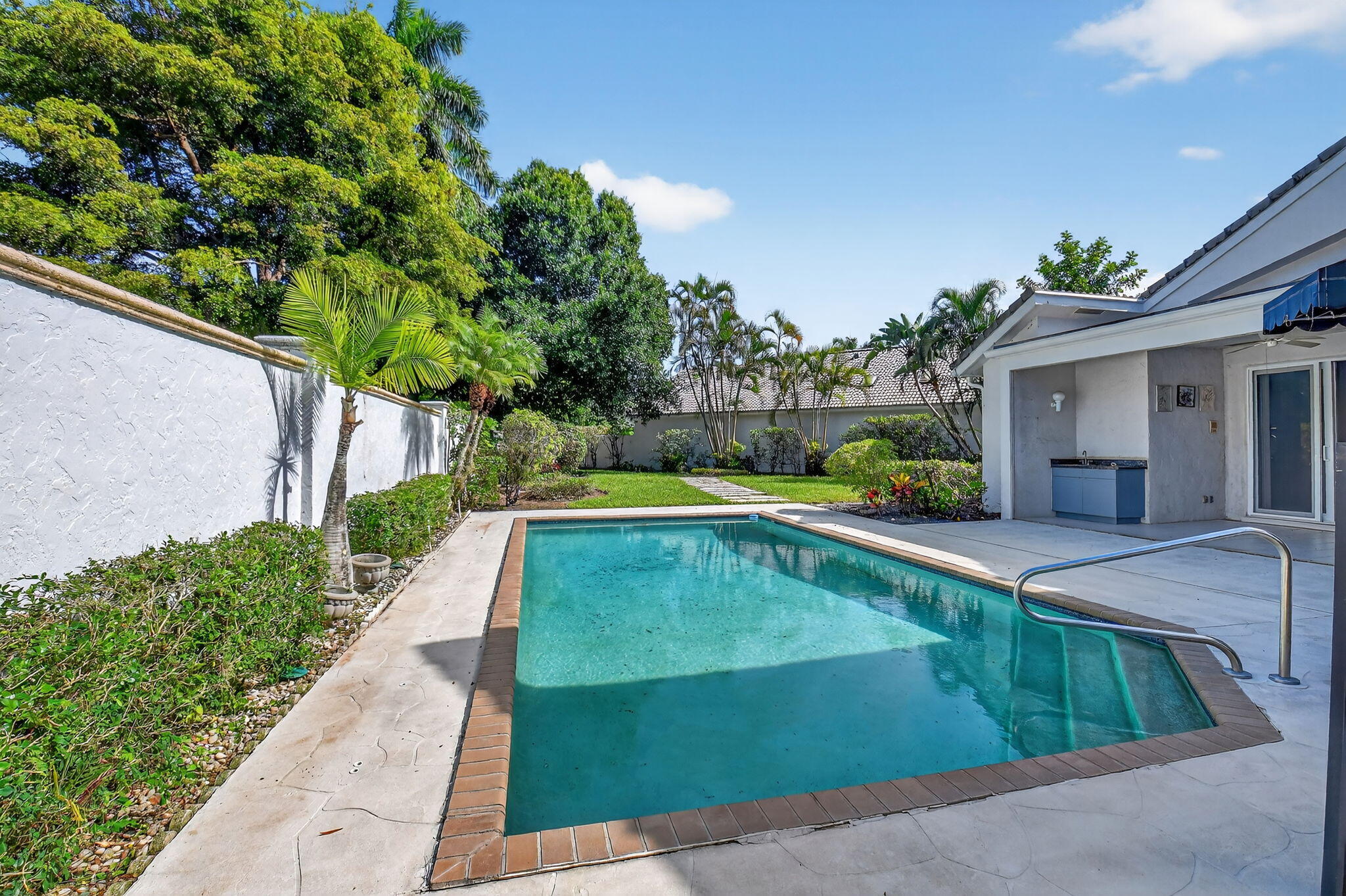 2151 NW 60th Circle