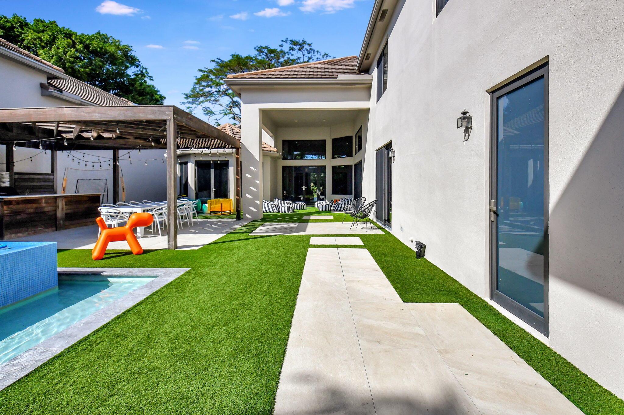 2467 NW 62nd Street