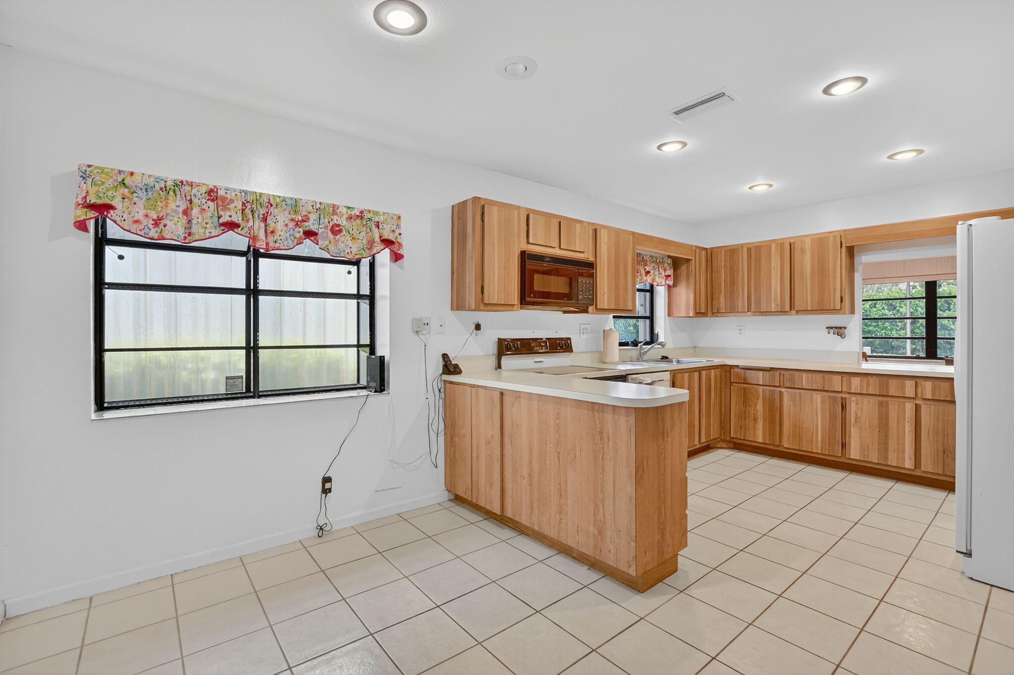 6581 Casabella Lane
