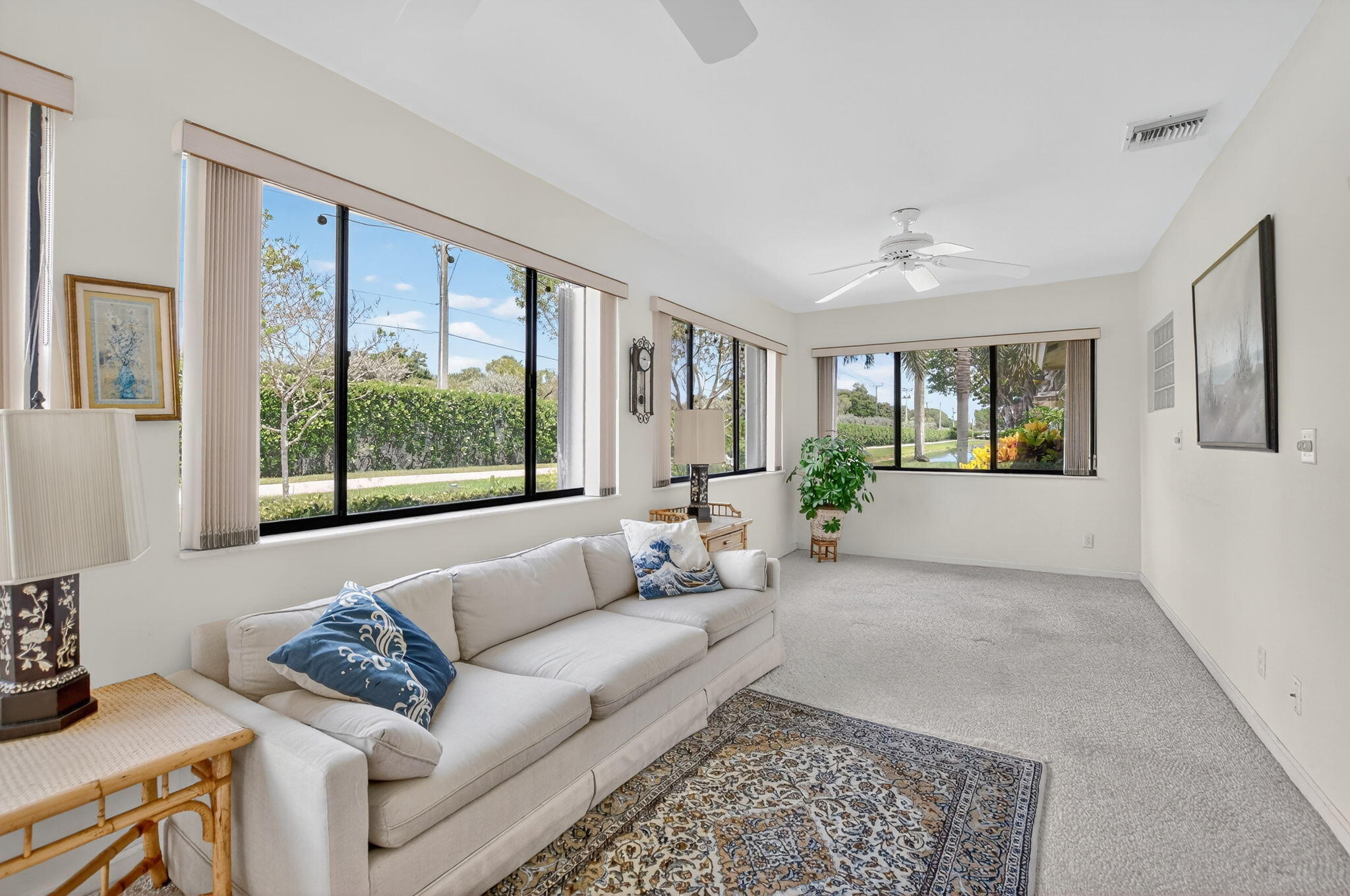 6581 Casabella Lane