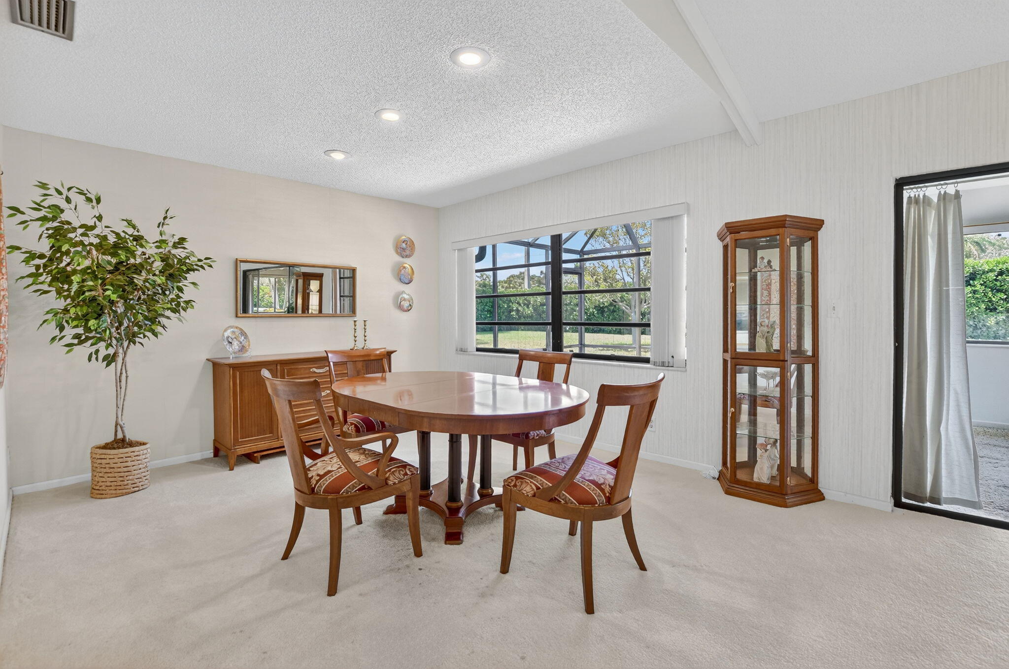 6581 Casabella Lane
