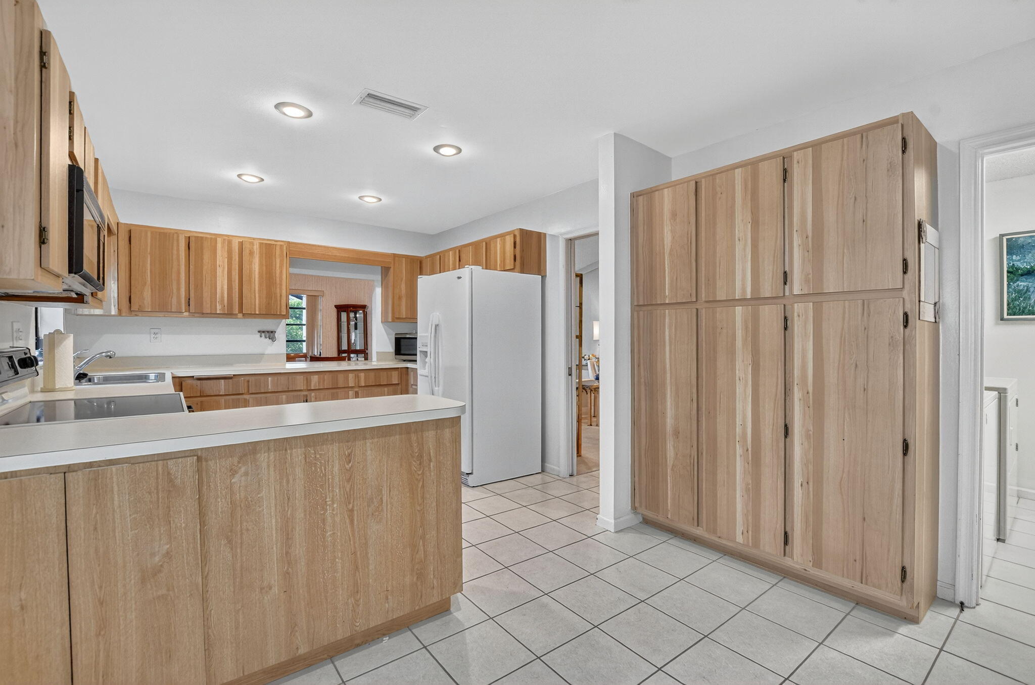 6581 Casabella Lane