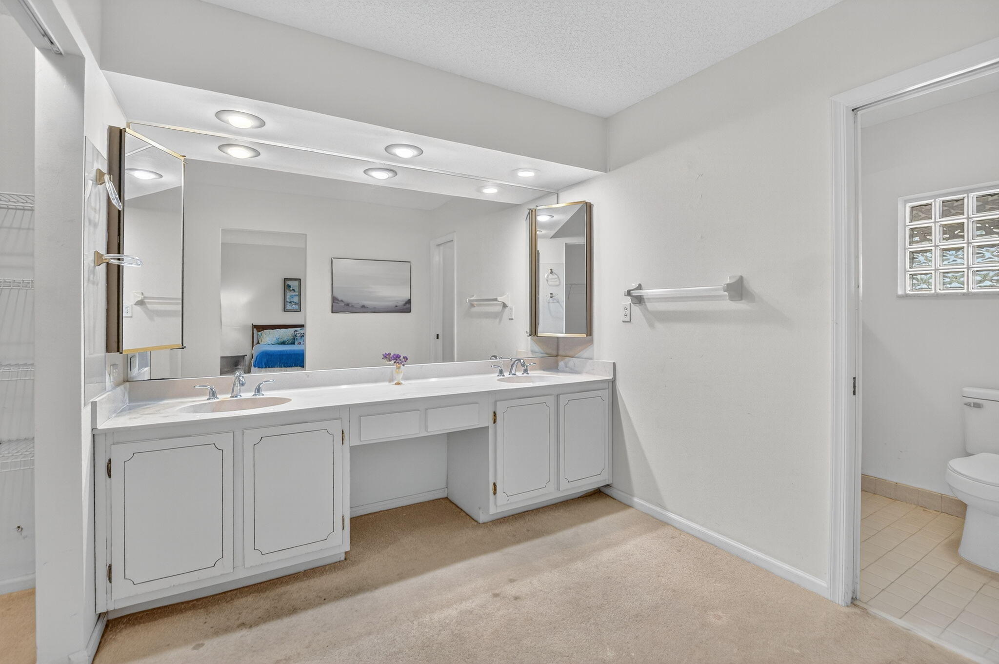 6581 Casabella Lane