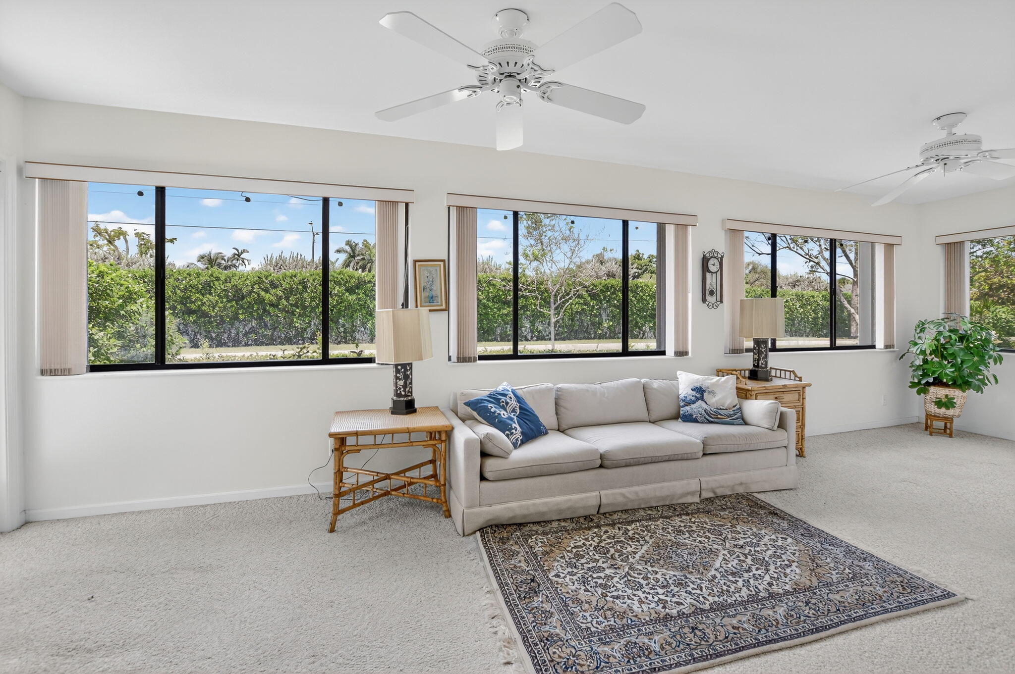 6581 Casabella Lane