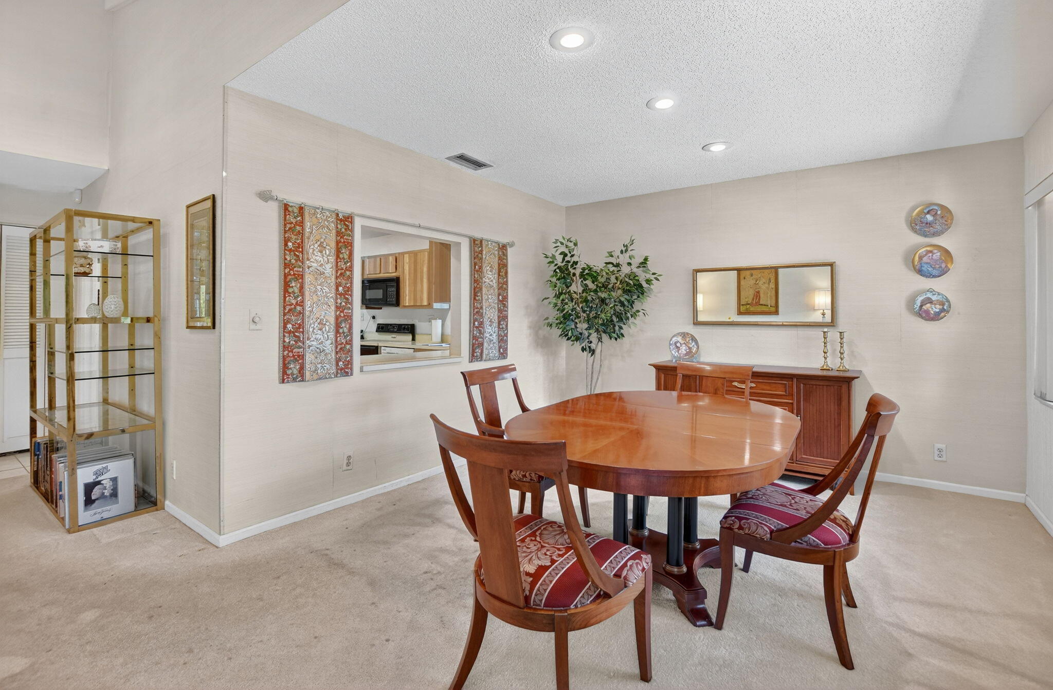 6581 Casabella Lane