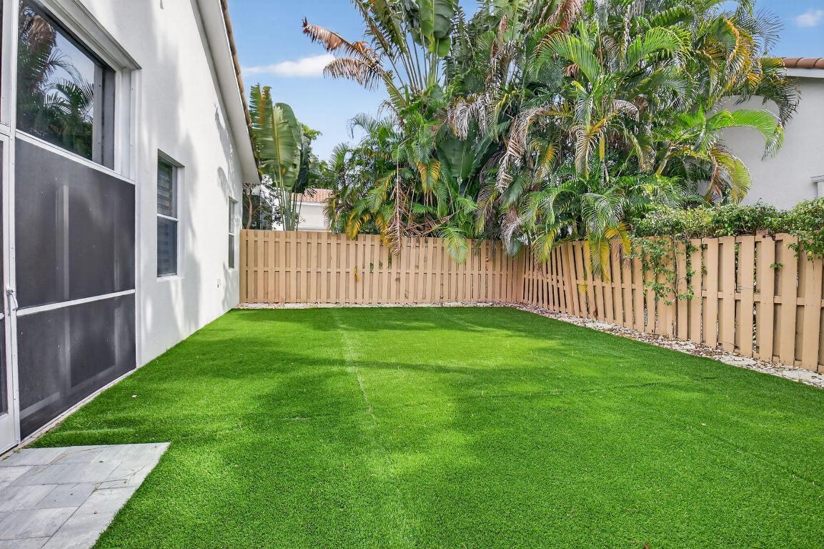 6668 NW 25th Terrace