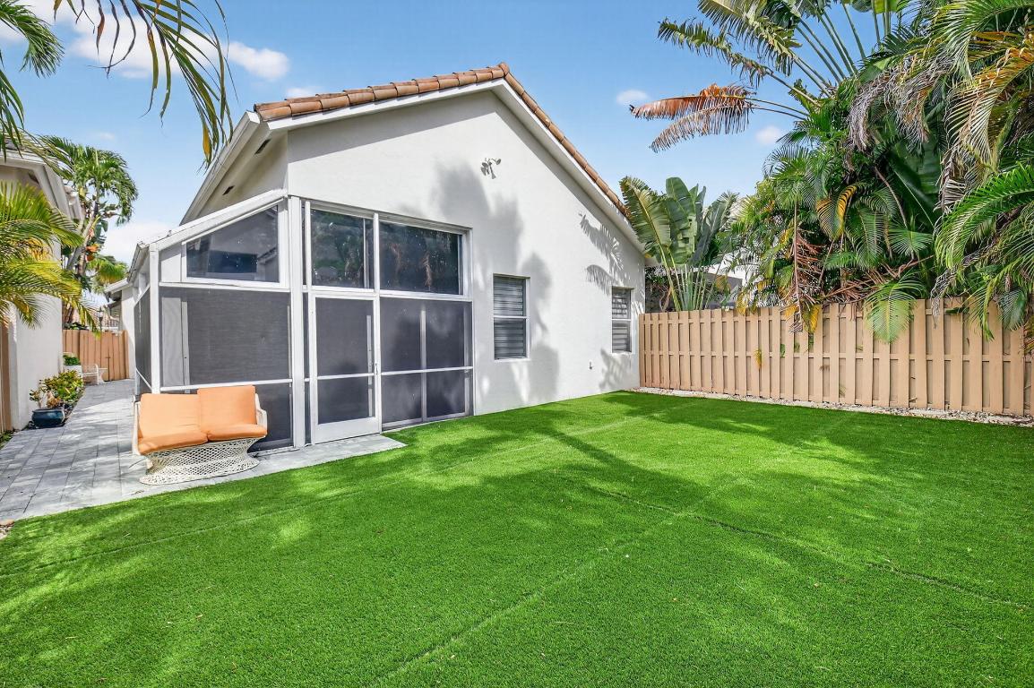 6668 NW 25th Terrace