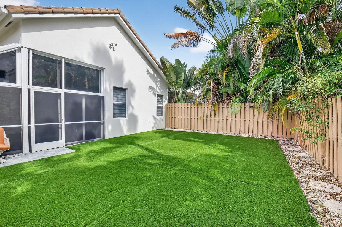 6668 NW 25th Terrace