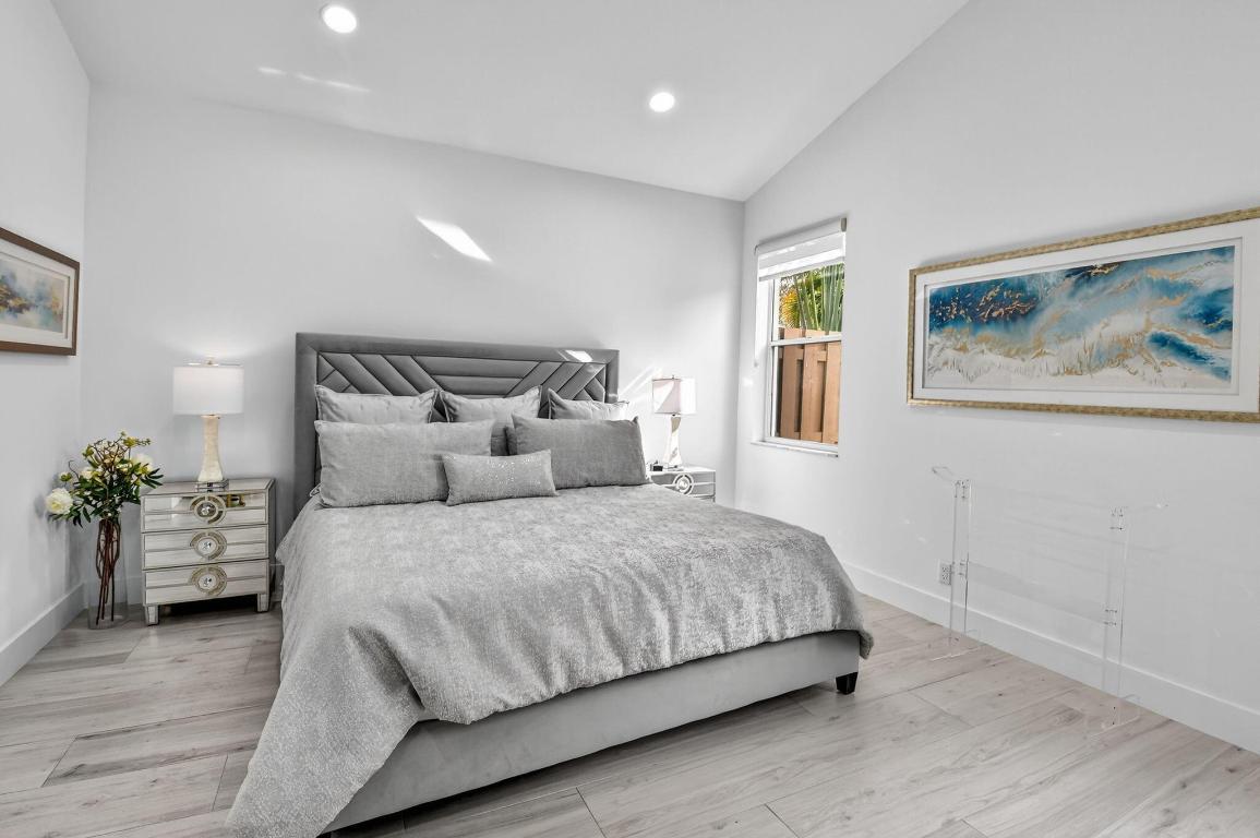 6668 NW 25th Terrace