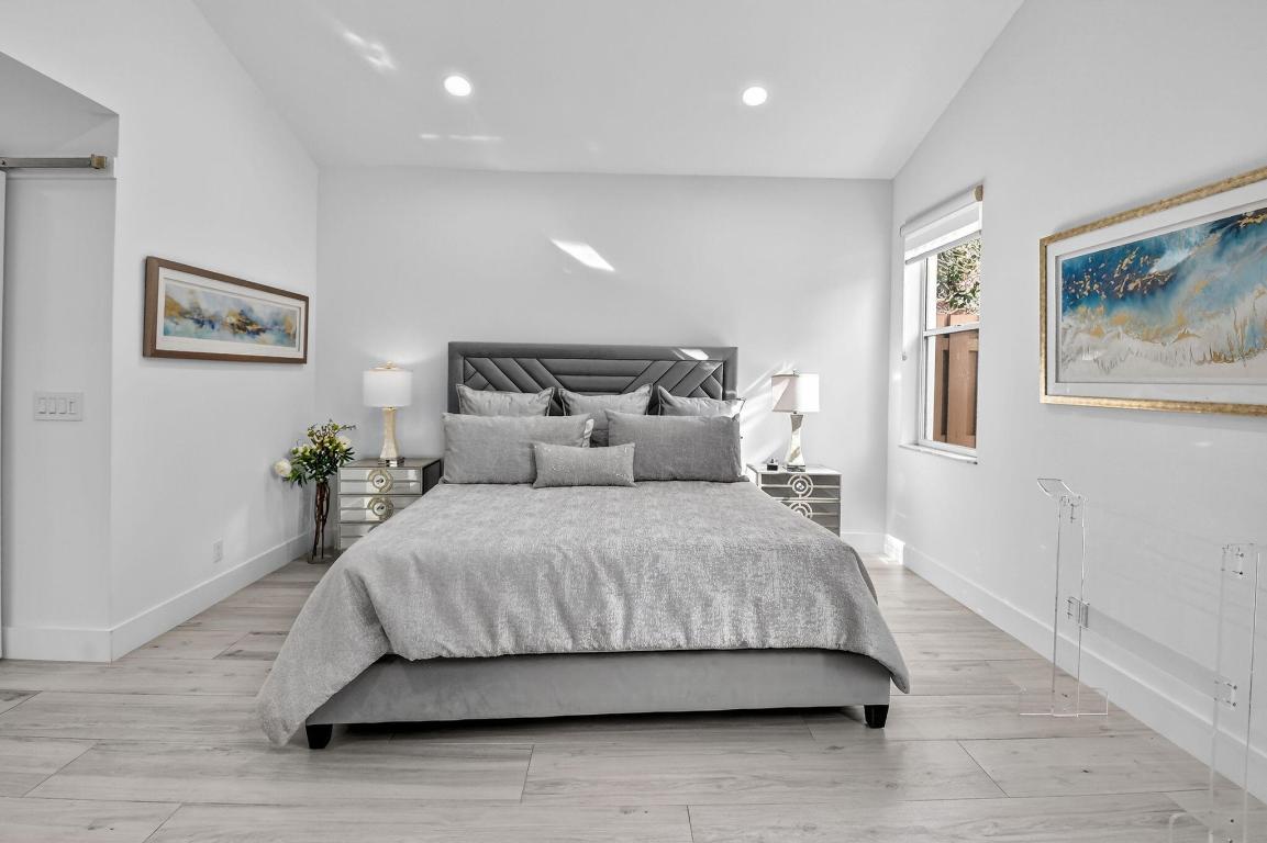 6668 NW 25th Terrace