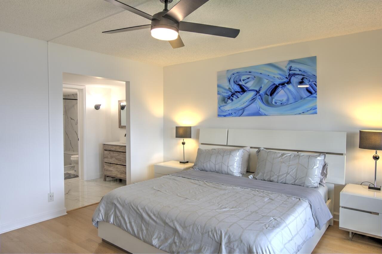 3040 Lake Shore Drive 305