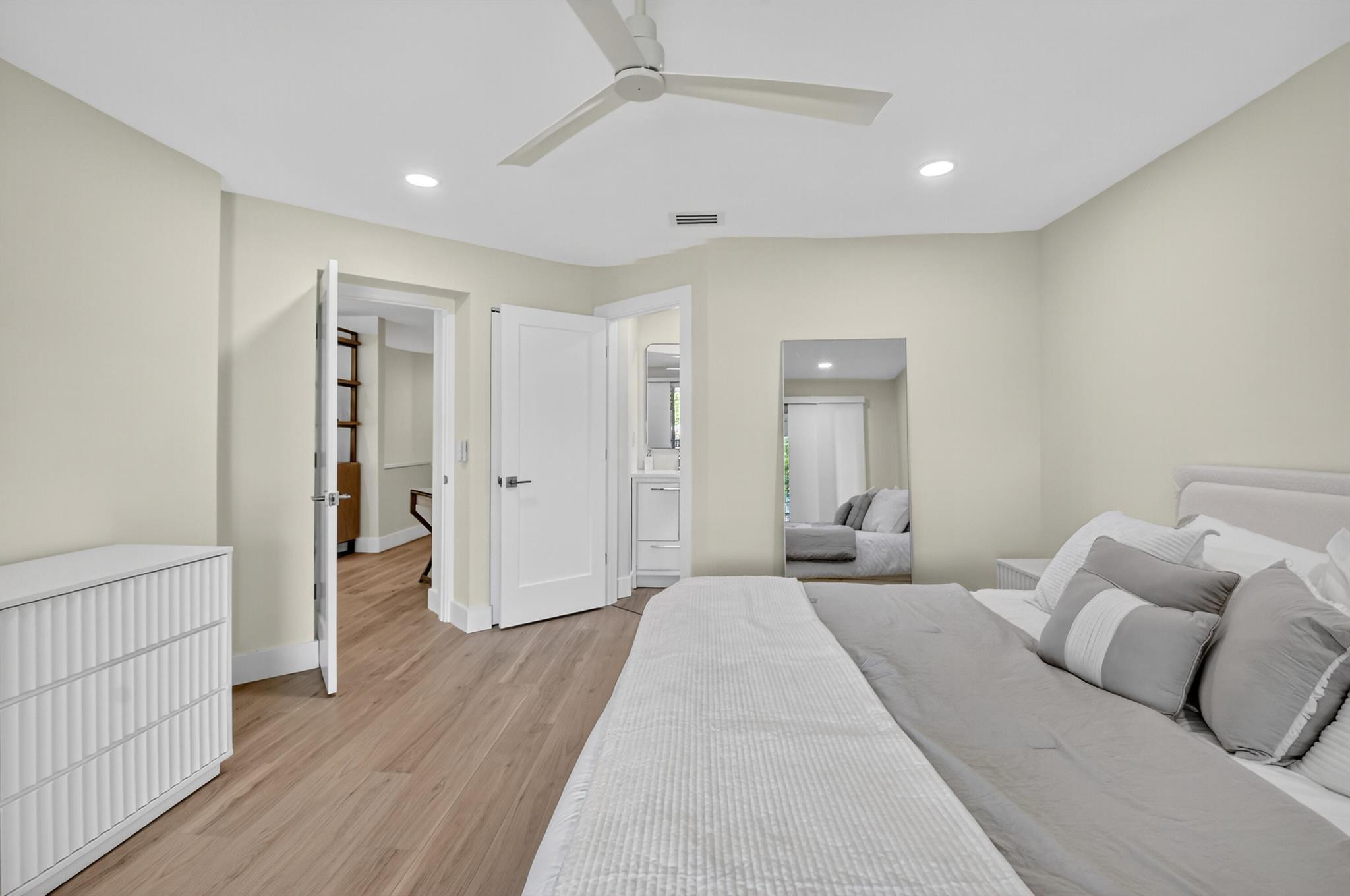 2237 NW 53rd Street