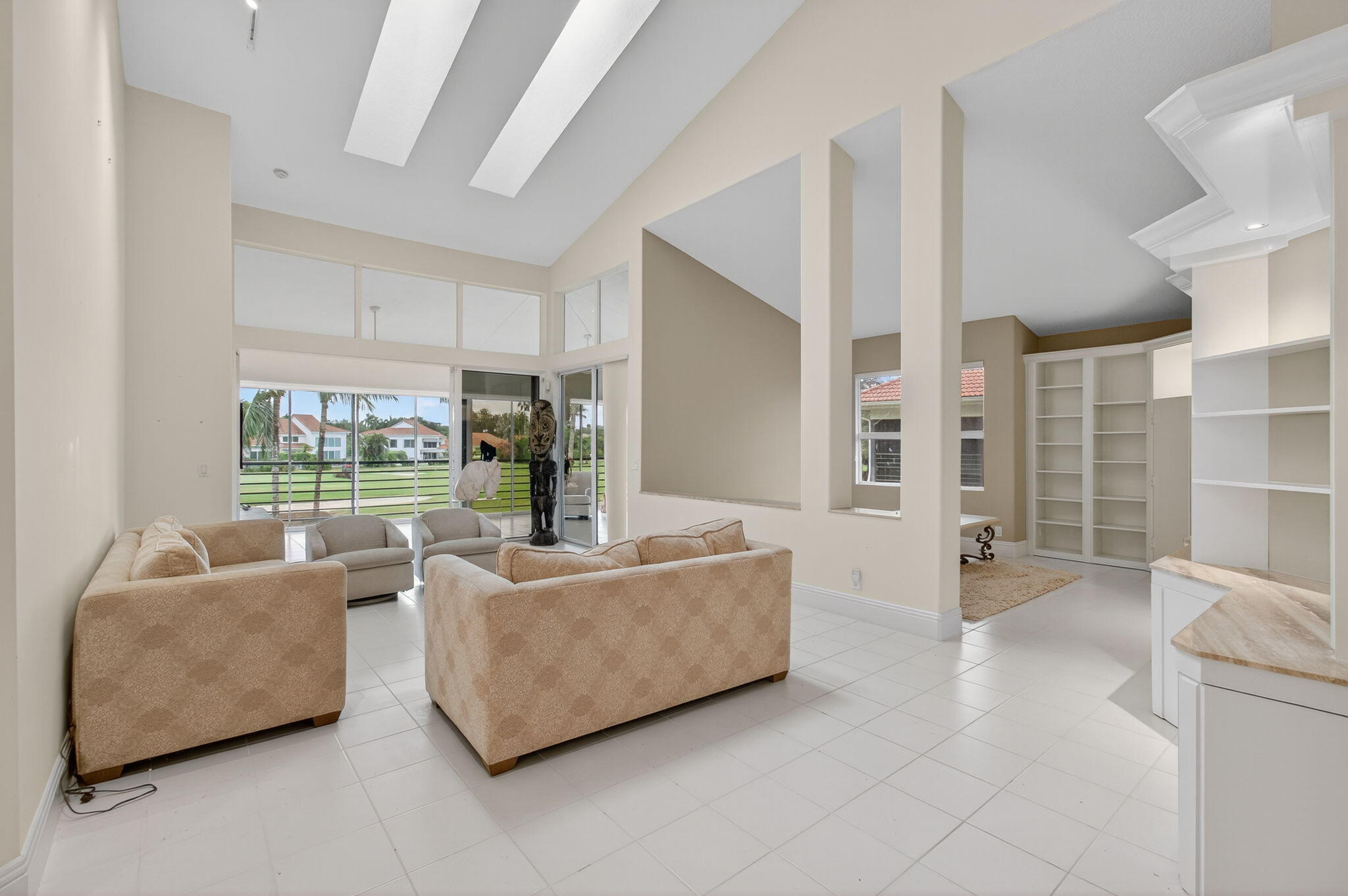 5846 NW 24th Avenue 203