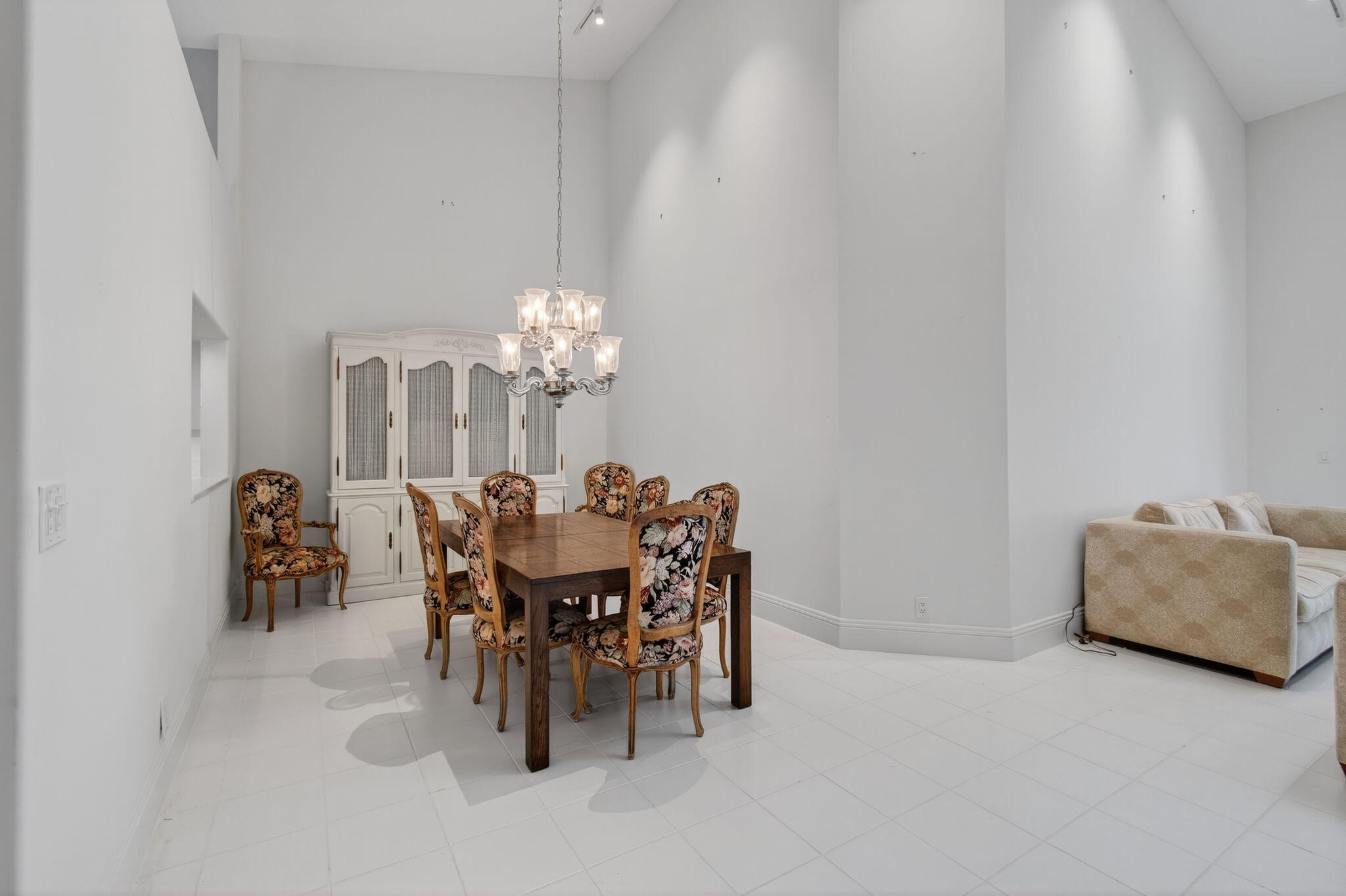 5846 NW 24th Avenue 203