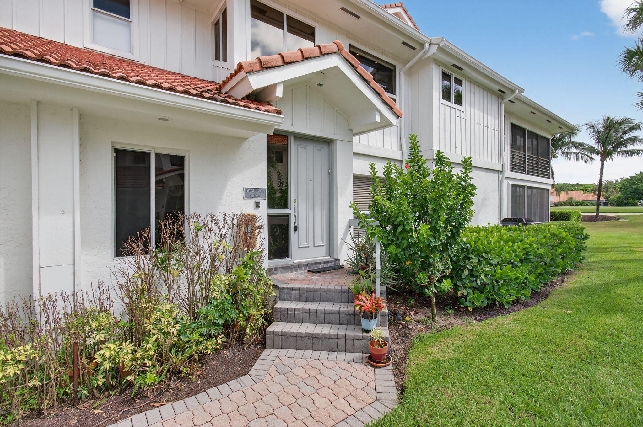 5846 NW 24th Avenue 203