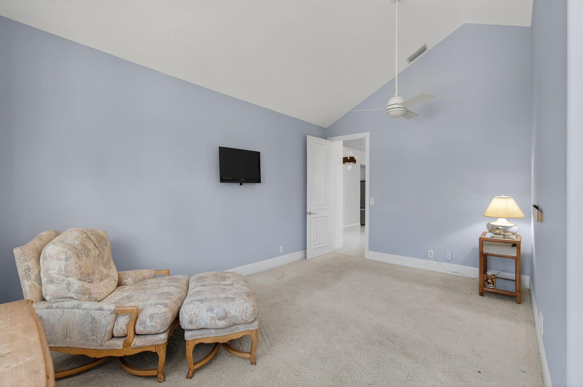 5846 NW 24th Avenue 203