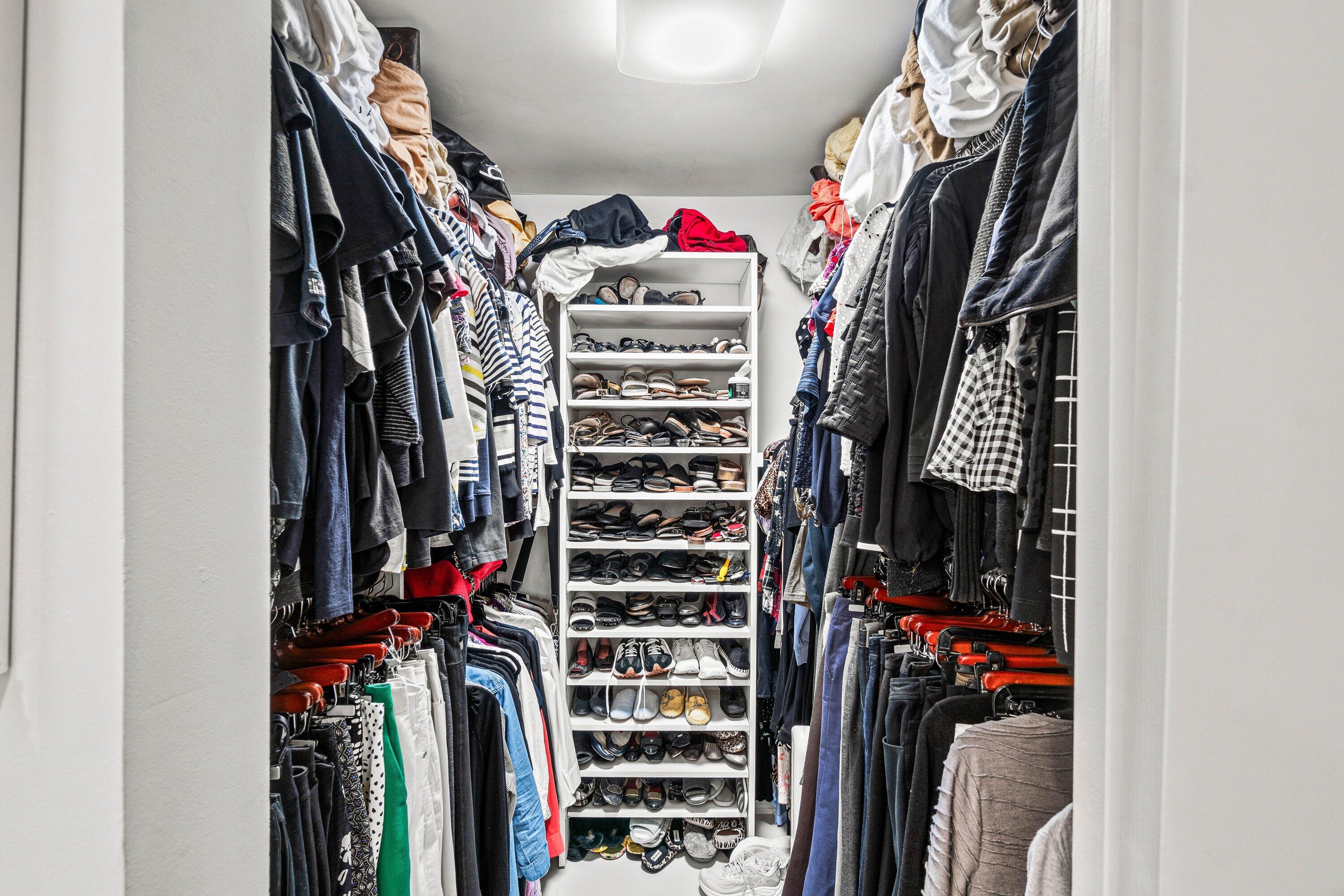 21693 Arriba Real 24-B