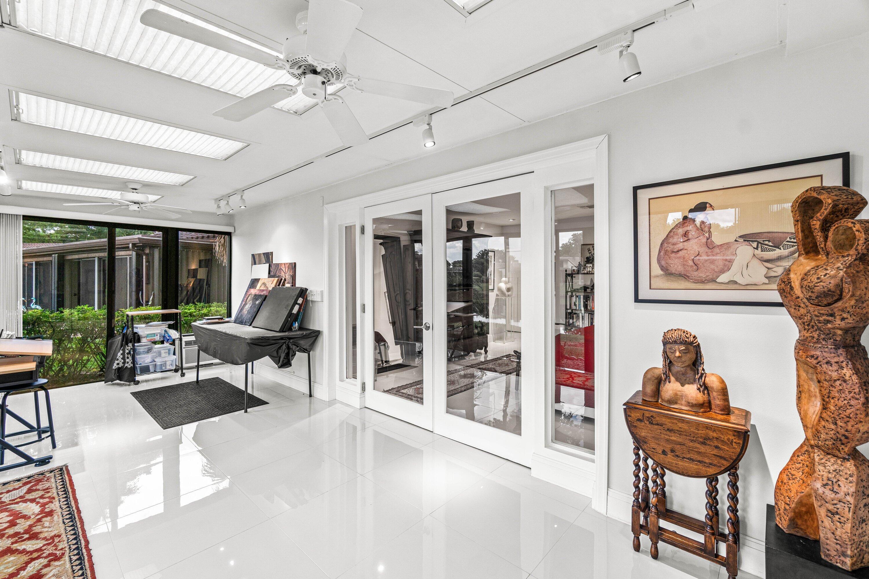 21693 Arriba Real 24-B