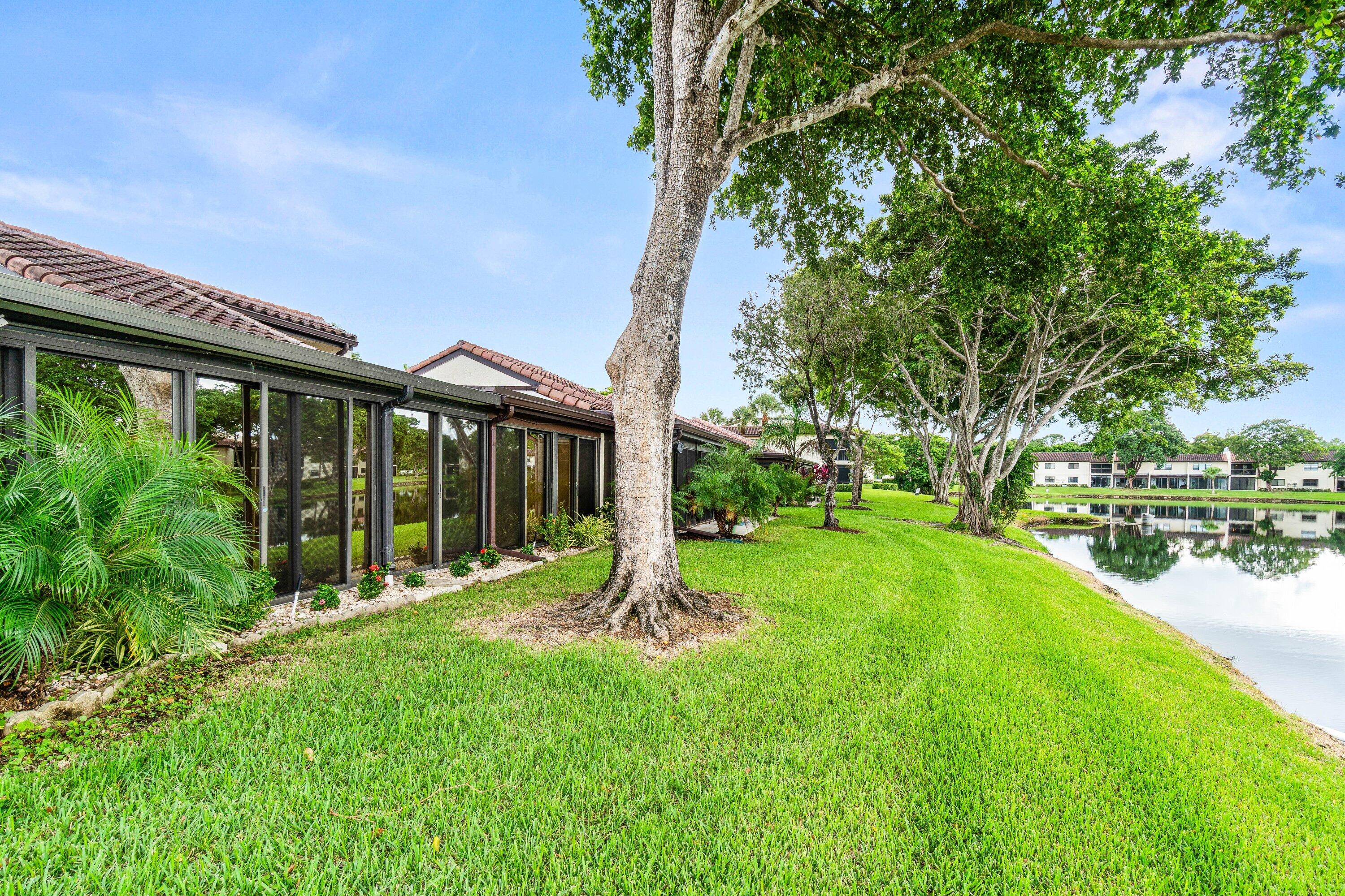 21693 Arriba Real 24-B