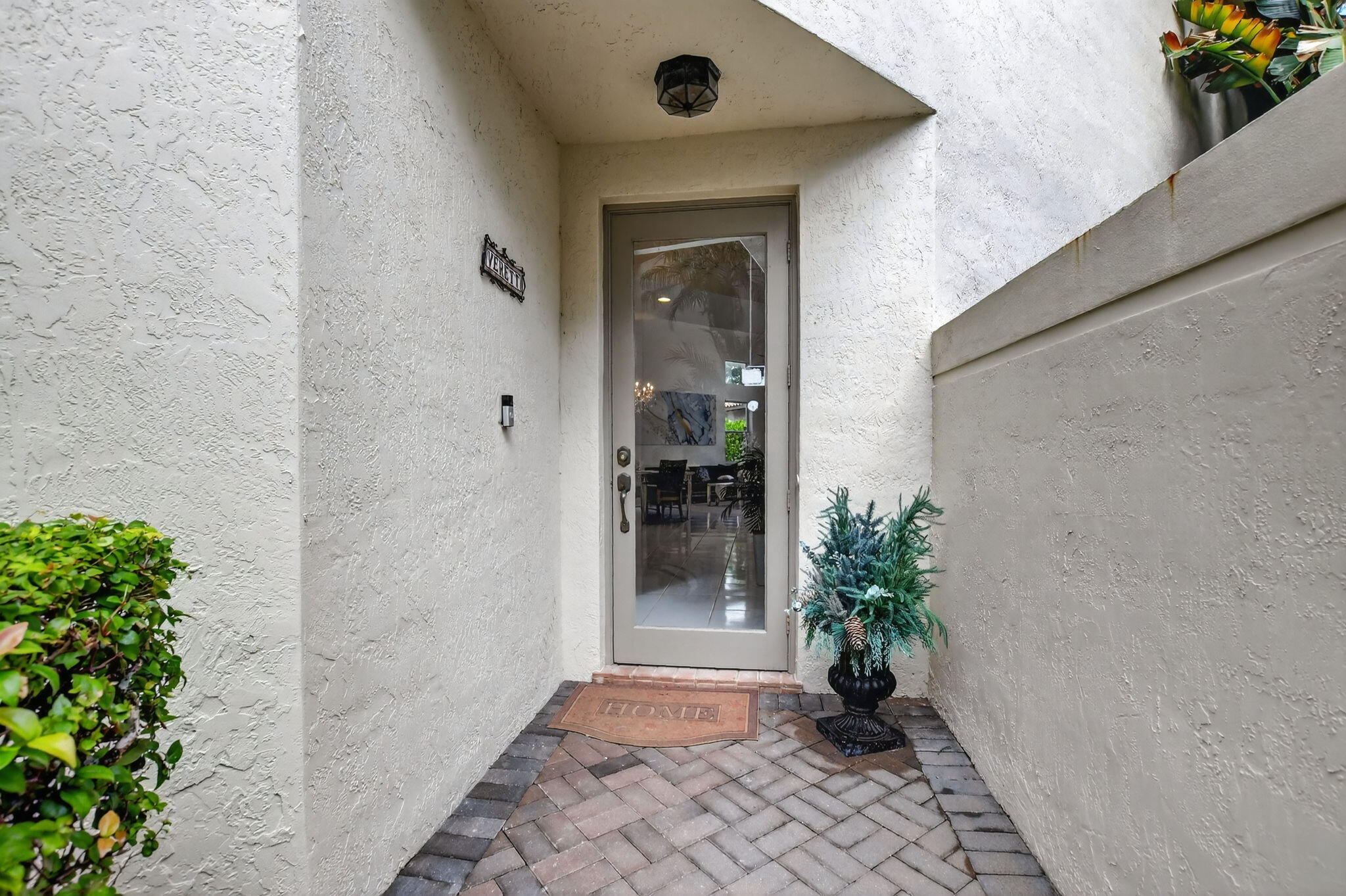 2565 NW 52nd Street