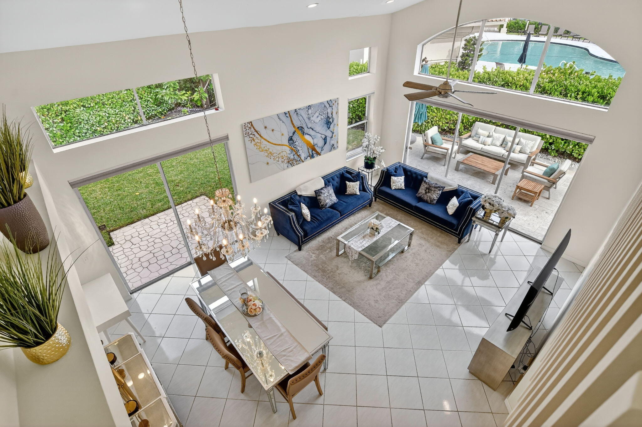 2565 NW 52nd Street