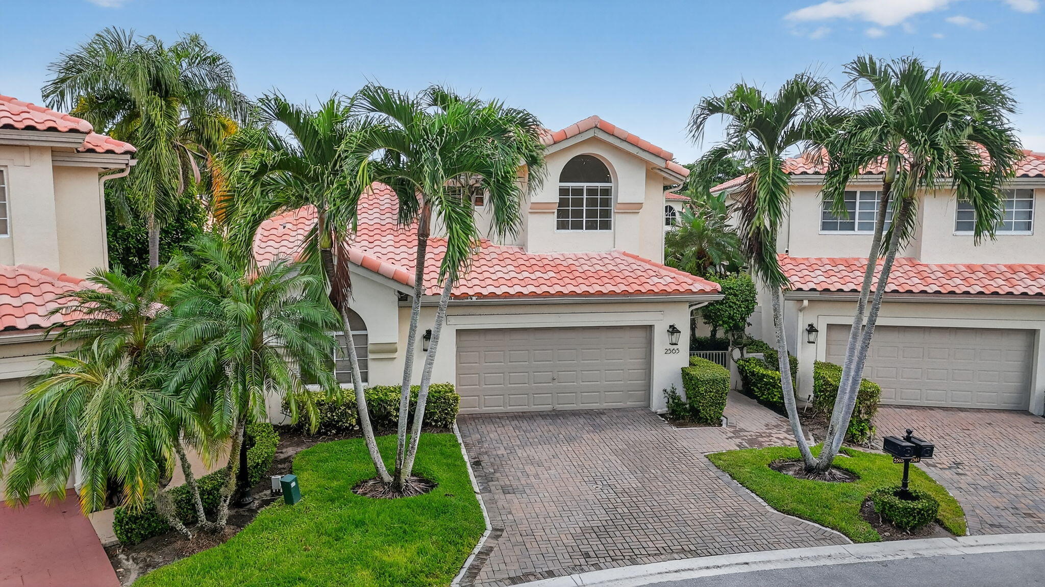 2565 NW 52nd Street