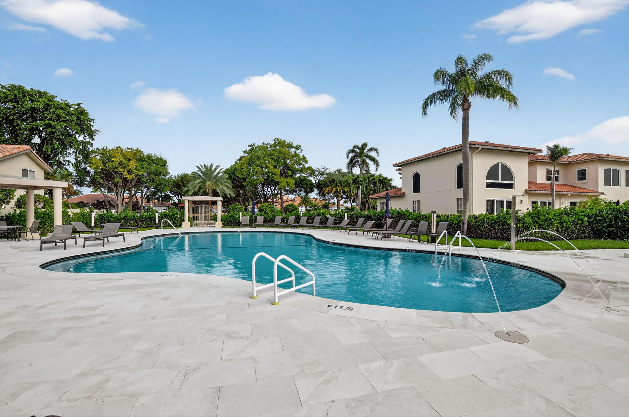 2565 NW 52nd Street
