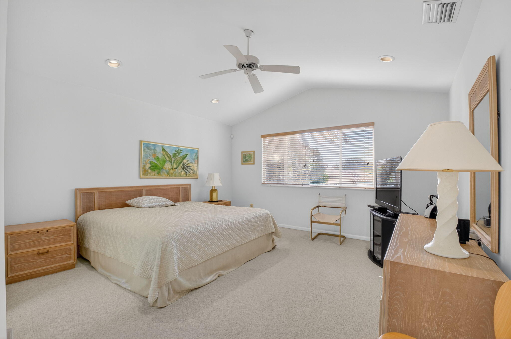 5309 NW 26th Circle
