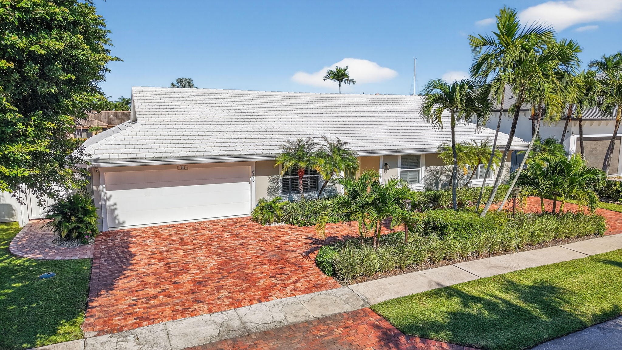 885 Nafa Drive