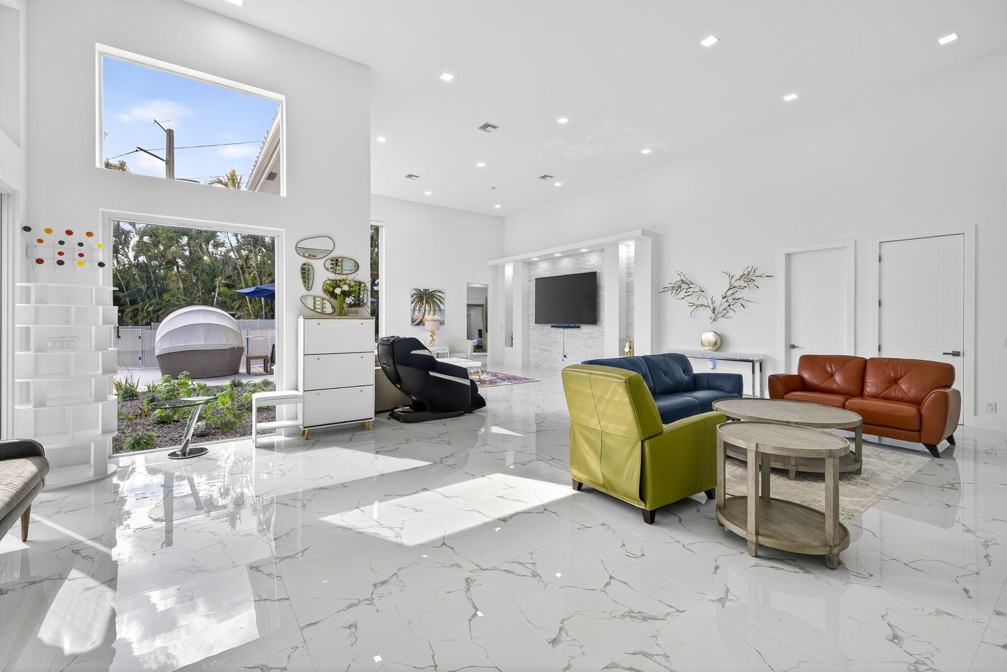 2673 NW 64th Boulevard