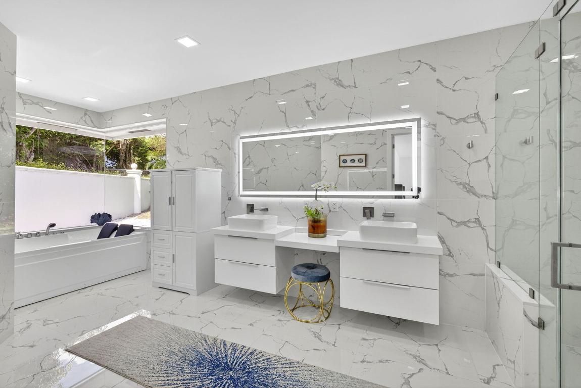 2673 NW 64th Boulevard