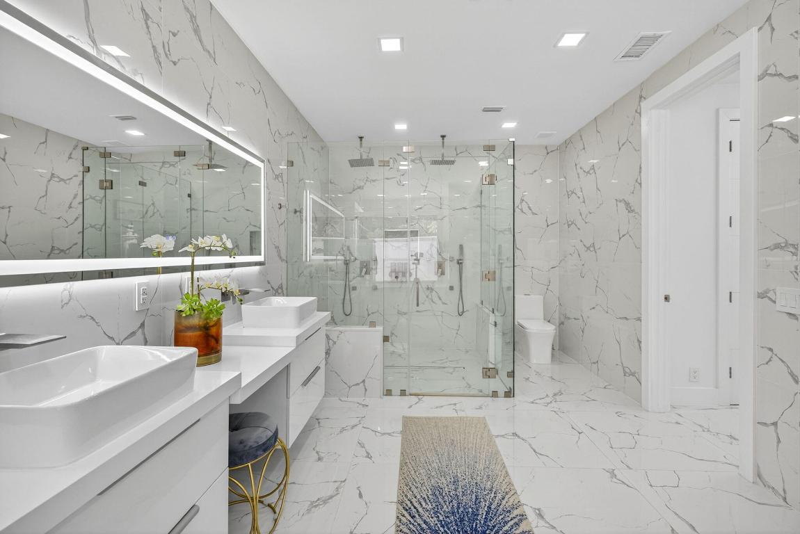 2673 NW 64th Boulevard