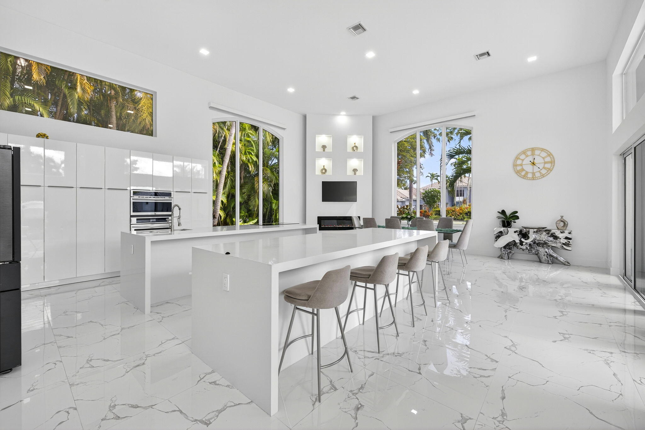 2673 NW 64th Boulevard