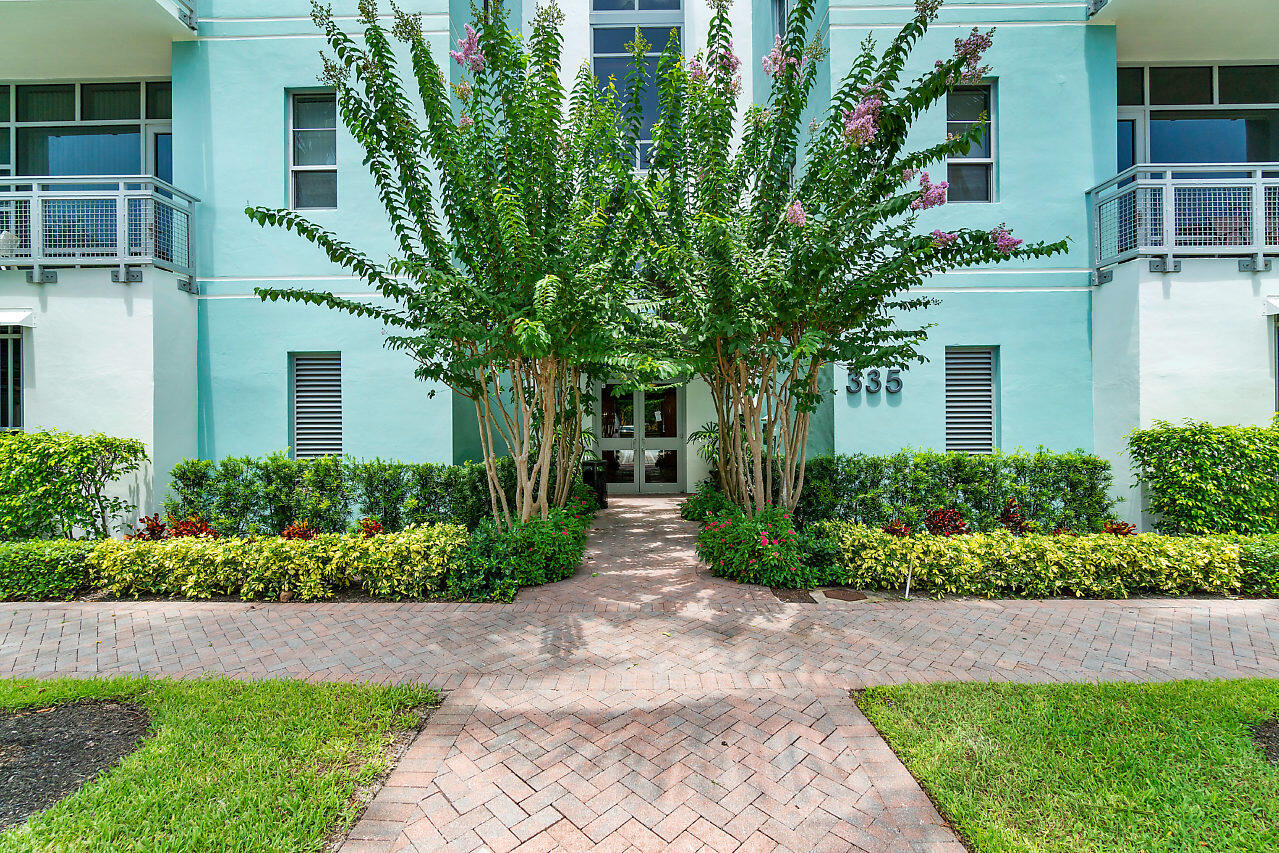 335 SE 6th Avenue 206