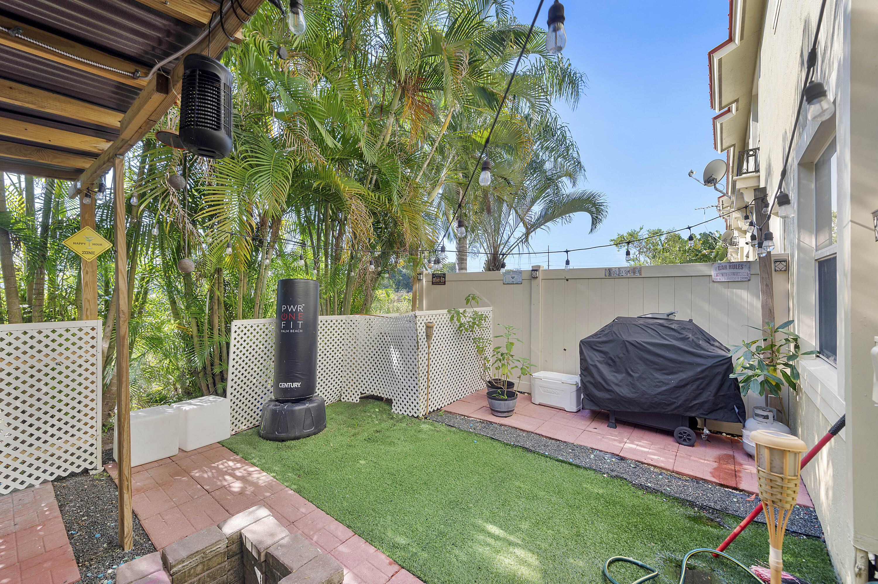 286 Lake Monterey Circle