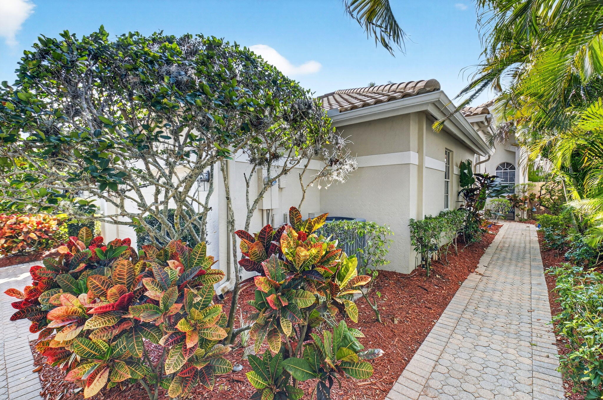 2476 NW 66th Drive