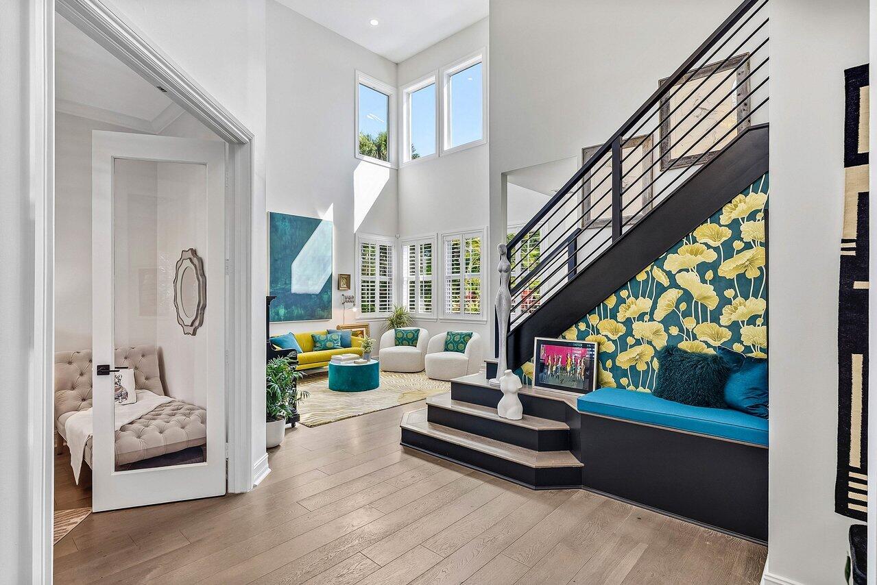 6 NW 11th Street