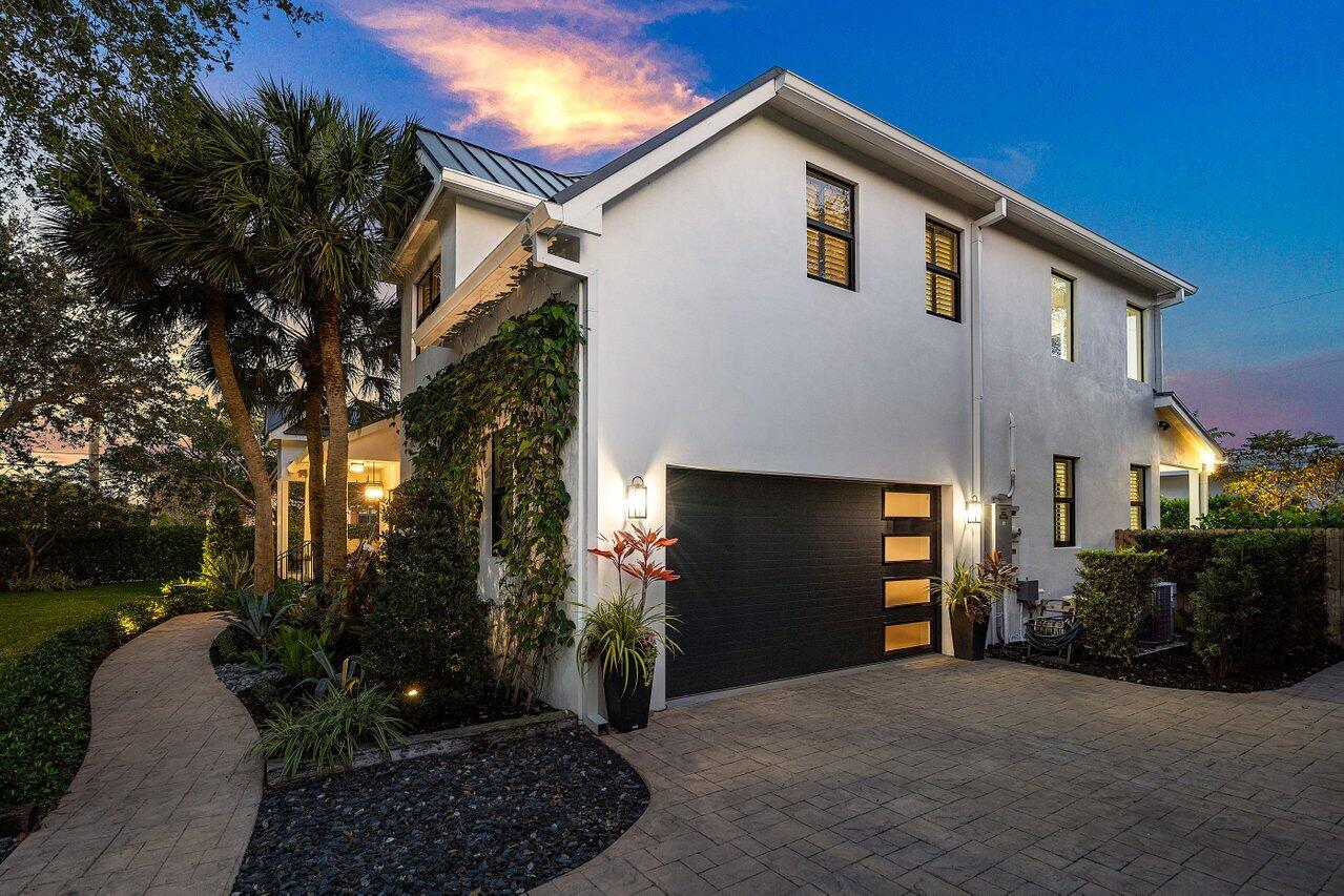 6 NW 11th Street