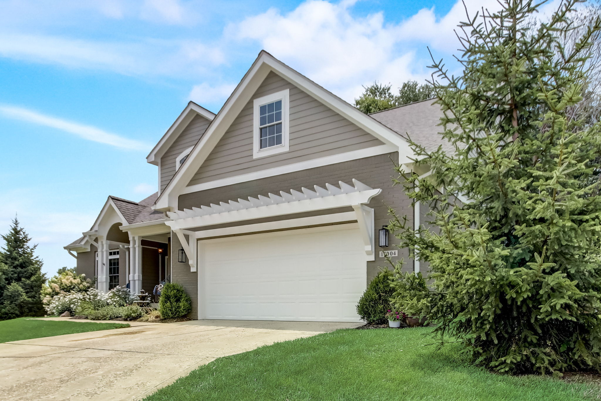 17004 Whitebark Ct