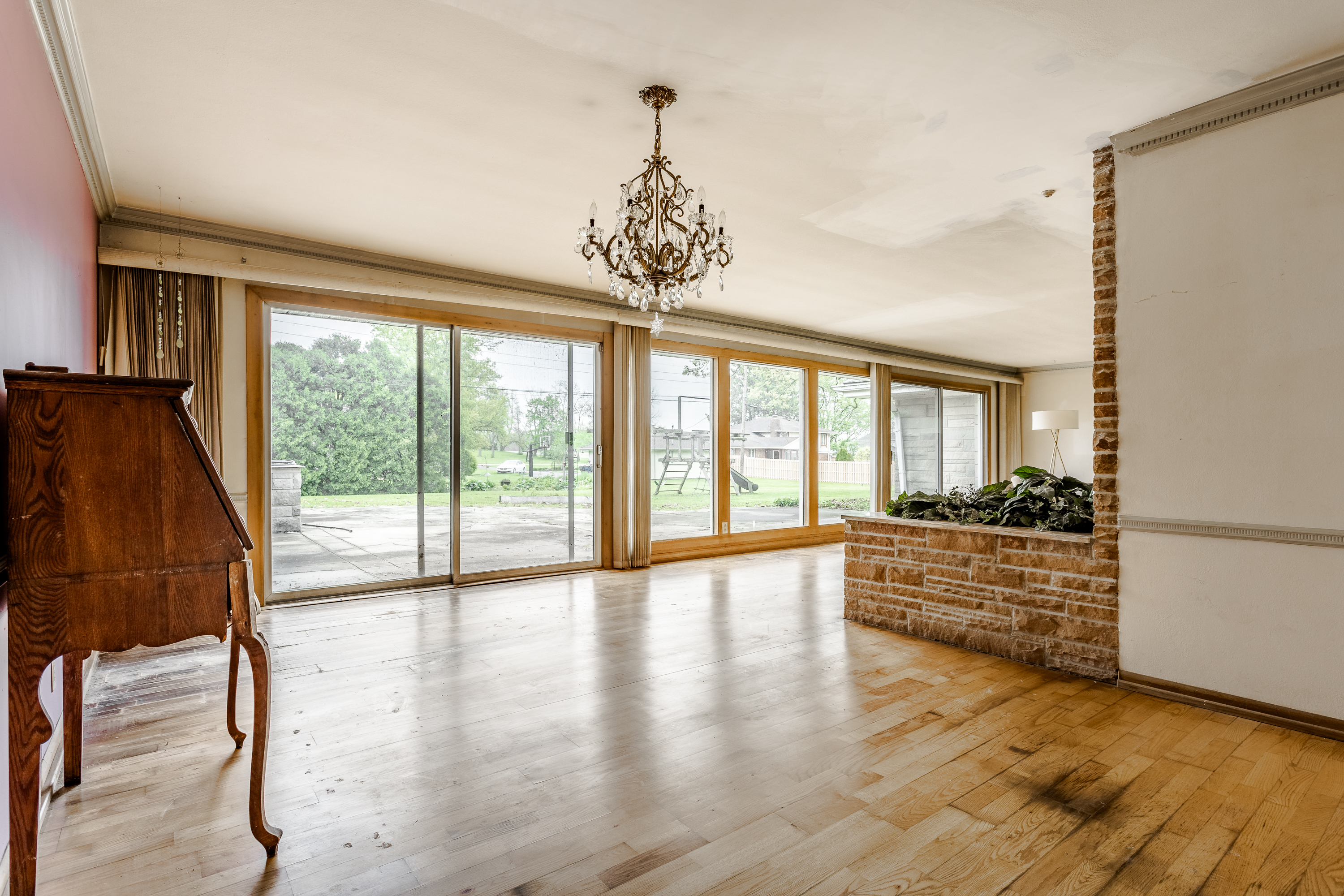 3140 W South Drive