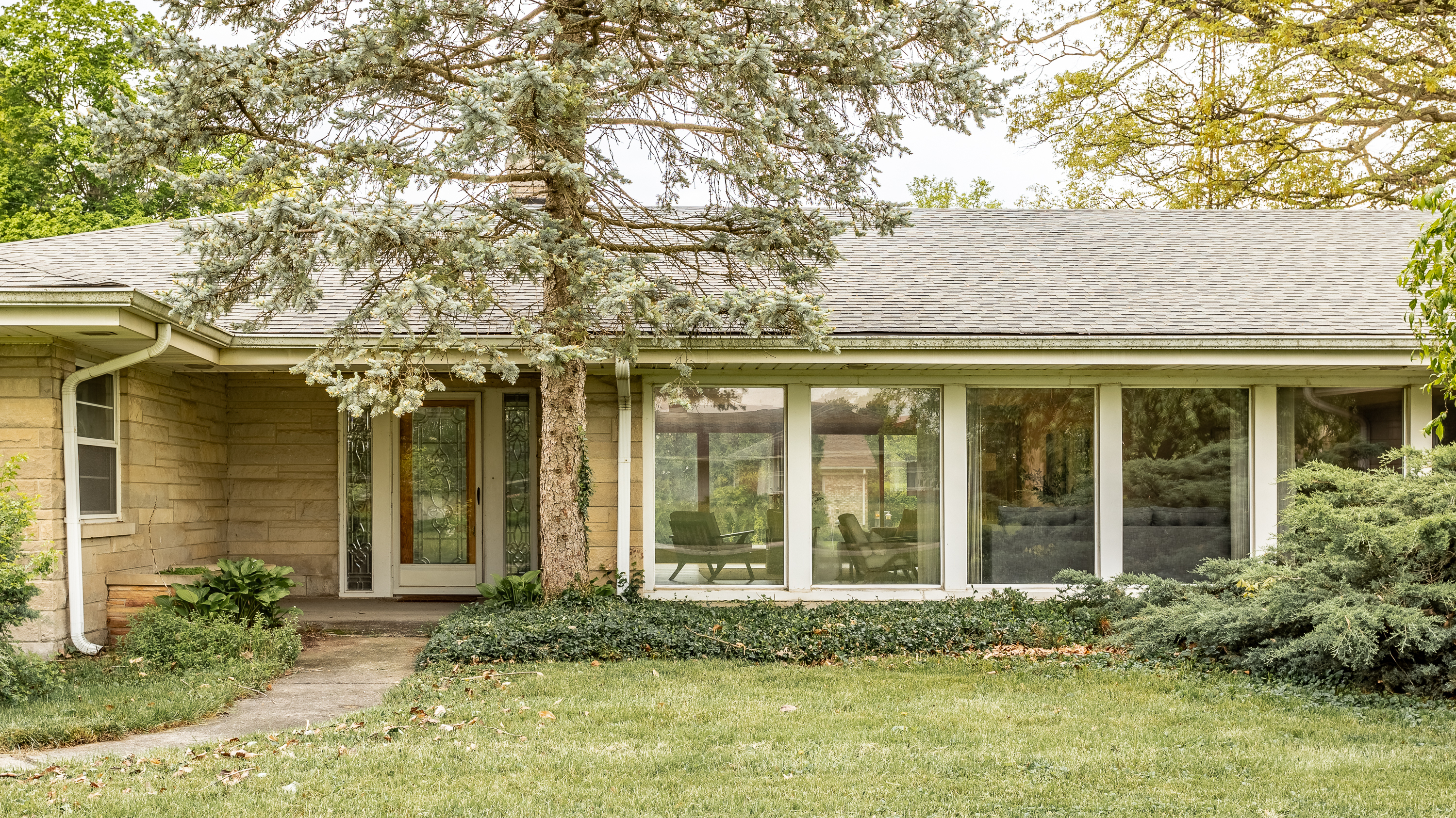 3140 W South Drive