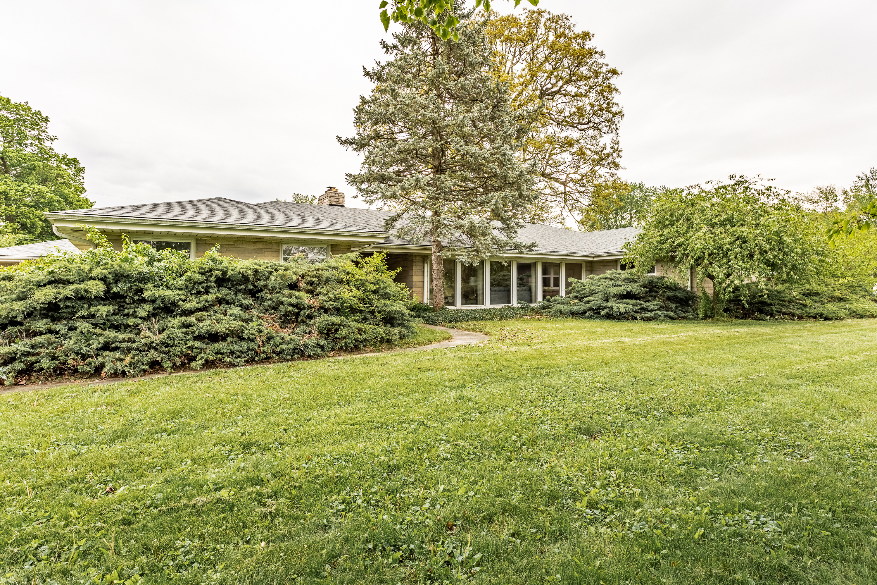 3140 W South Drive