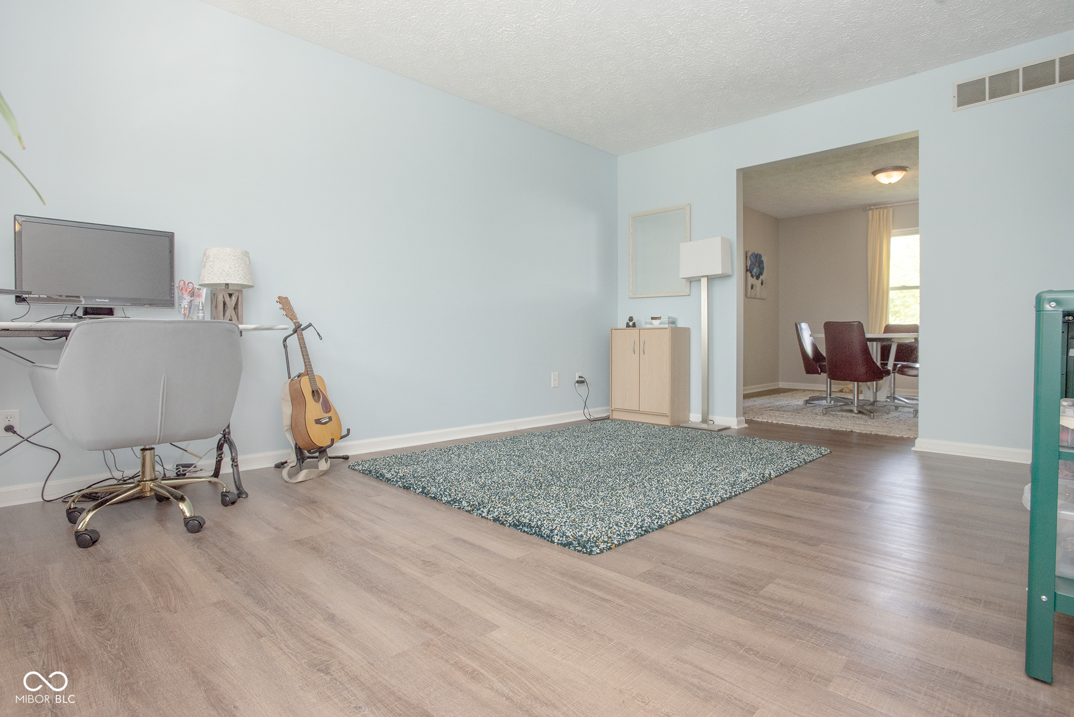 11708 Holland Drive