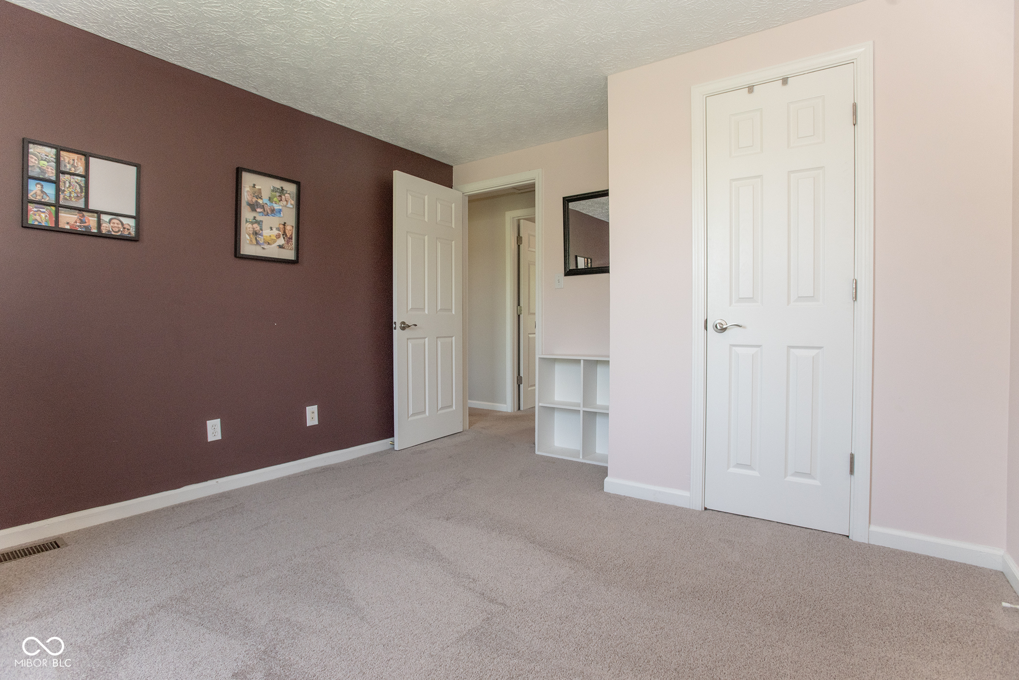 11708 Holland Drive