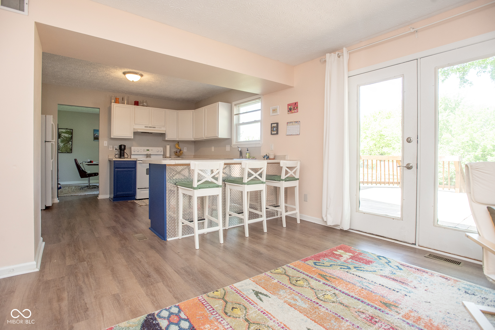 11708 Holland Drive