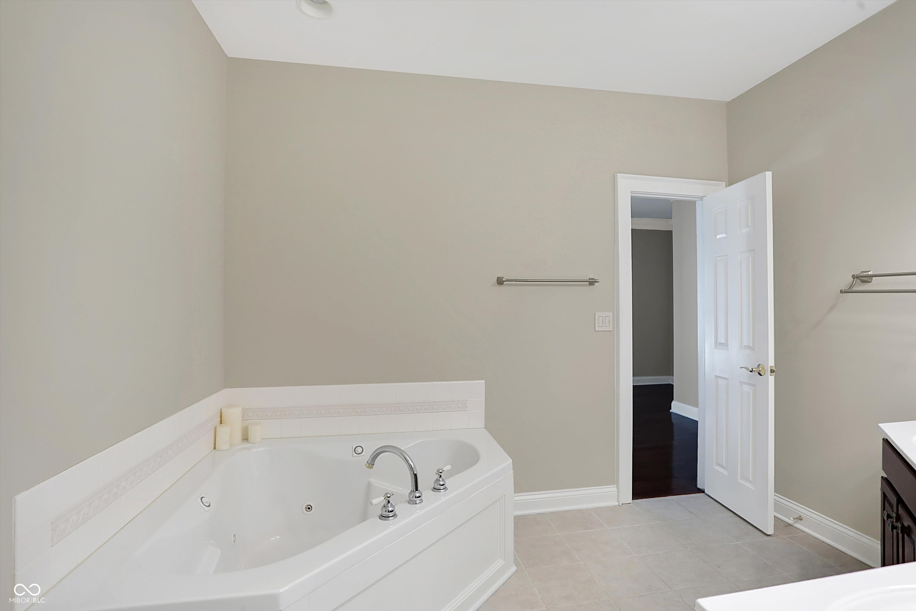 5640 Lawton Loop West Drive