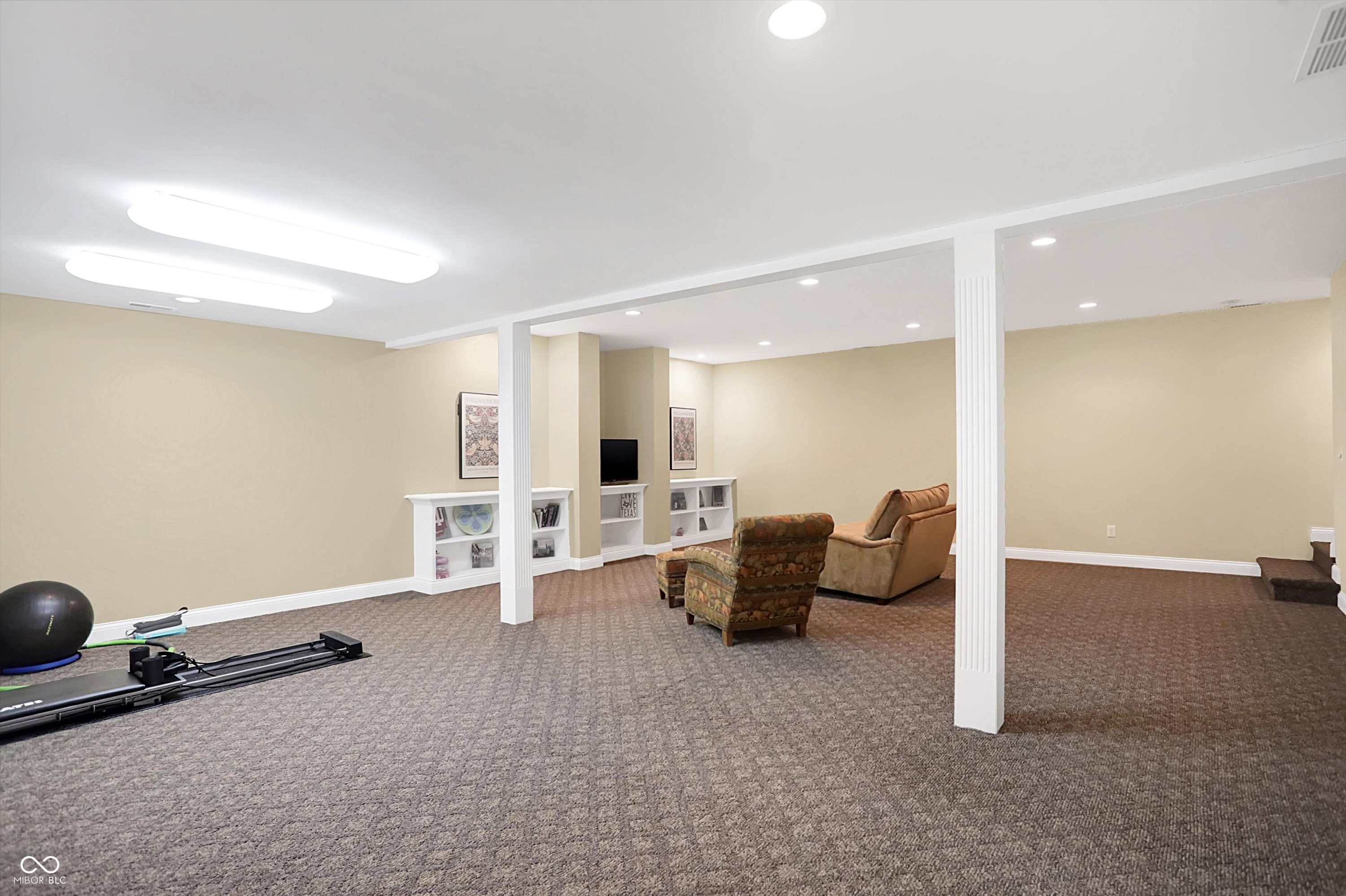 5640 Lawton Loop West Drive