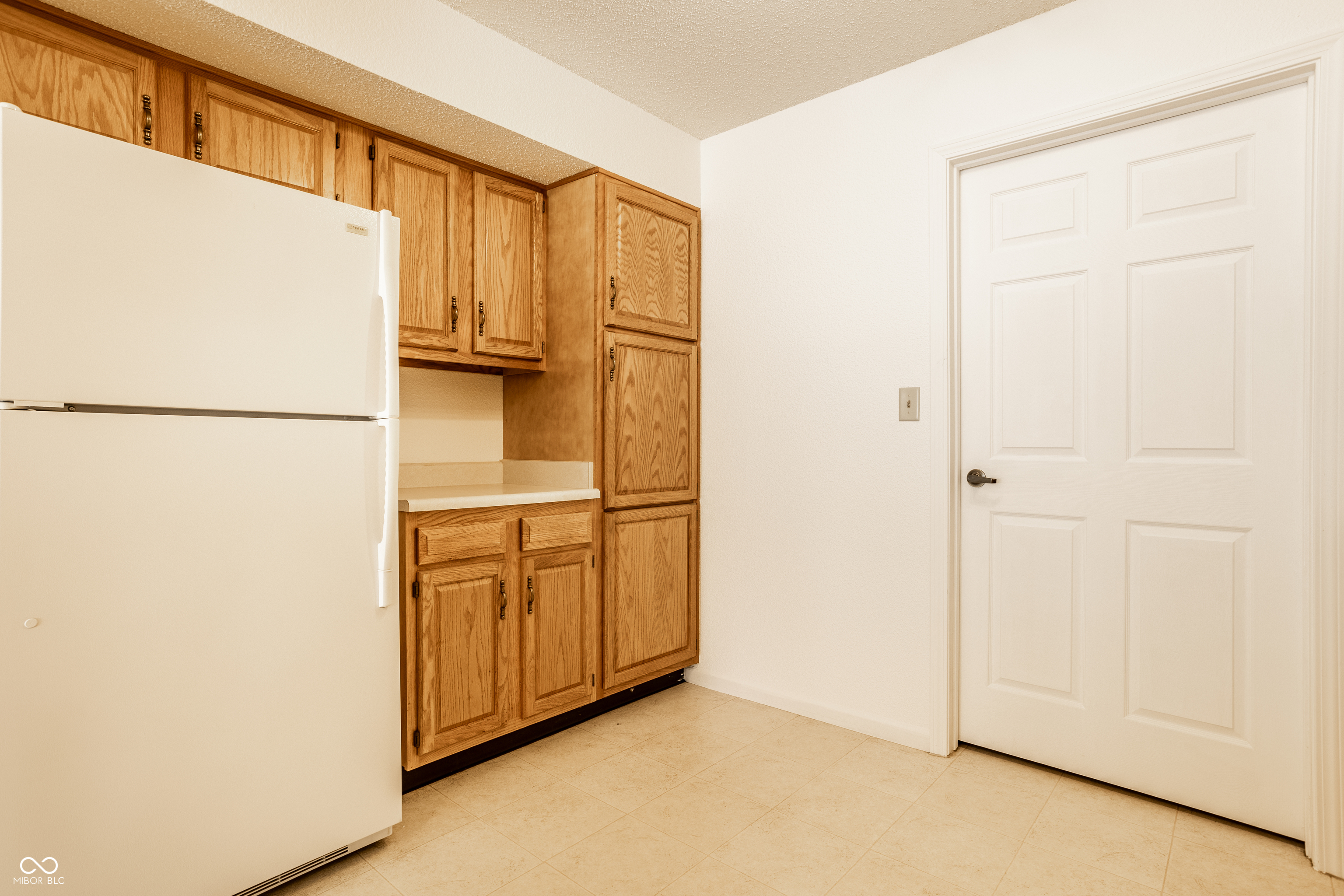 6214 Robinwood Lane