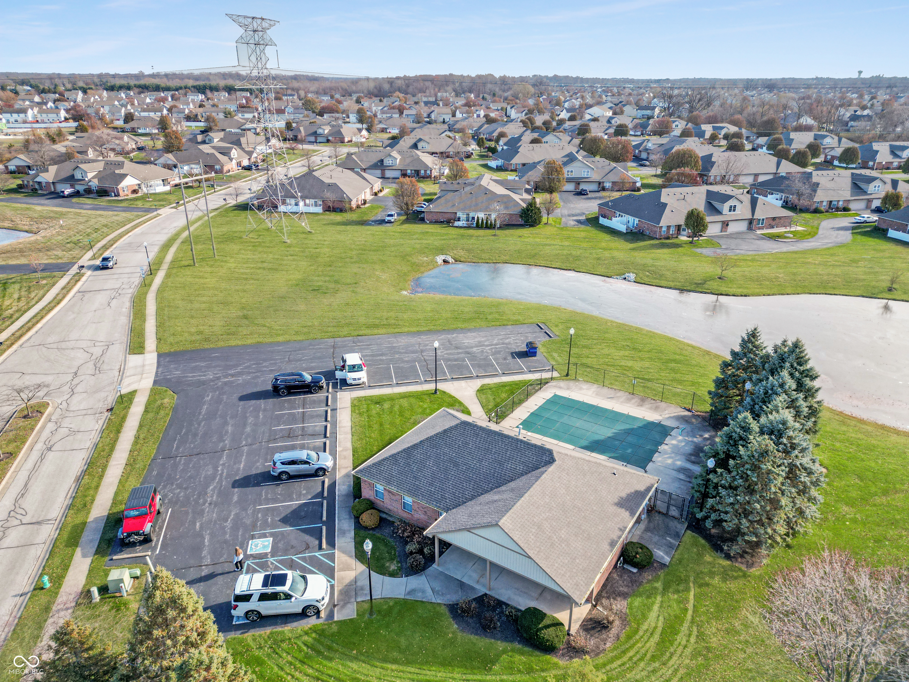 6214 Robinwood Lane