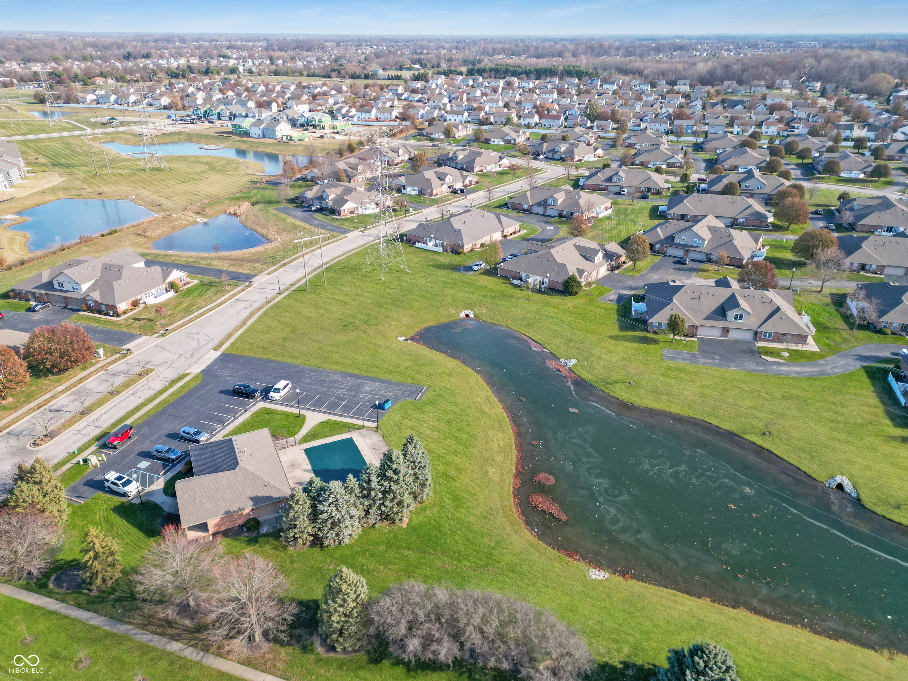 6214 Robinwood Lane